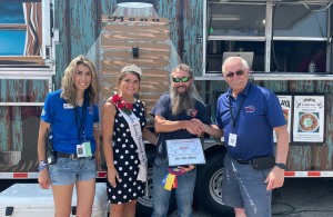 Off The Hook Seafood Shak - best food vendor