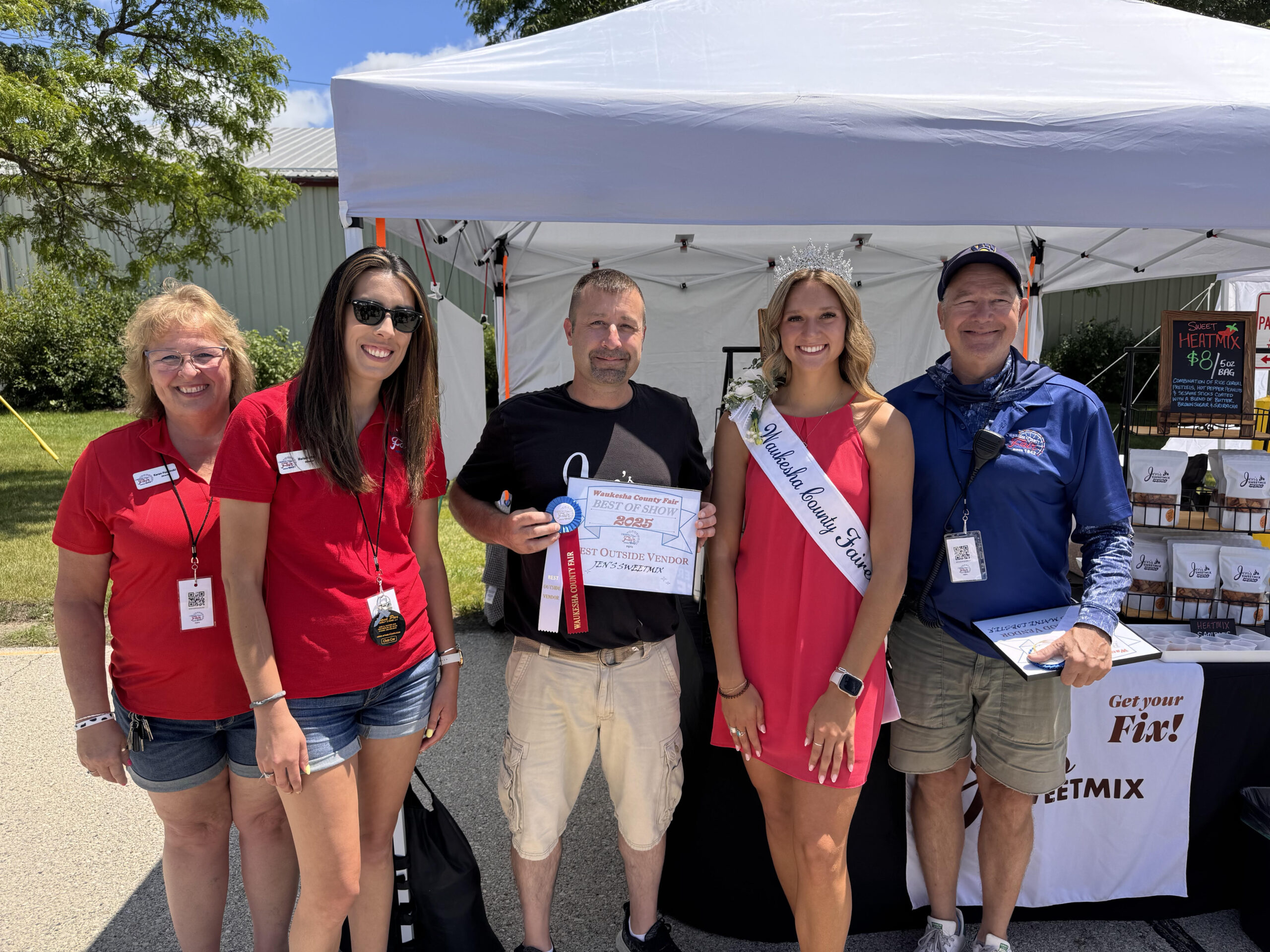 Best Outdoor Vendor - Jenn's SweetMix