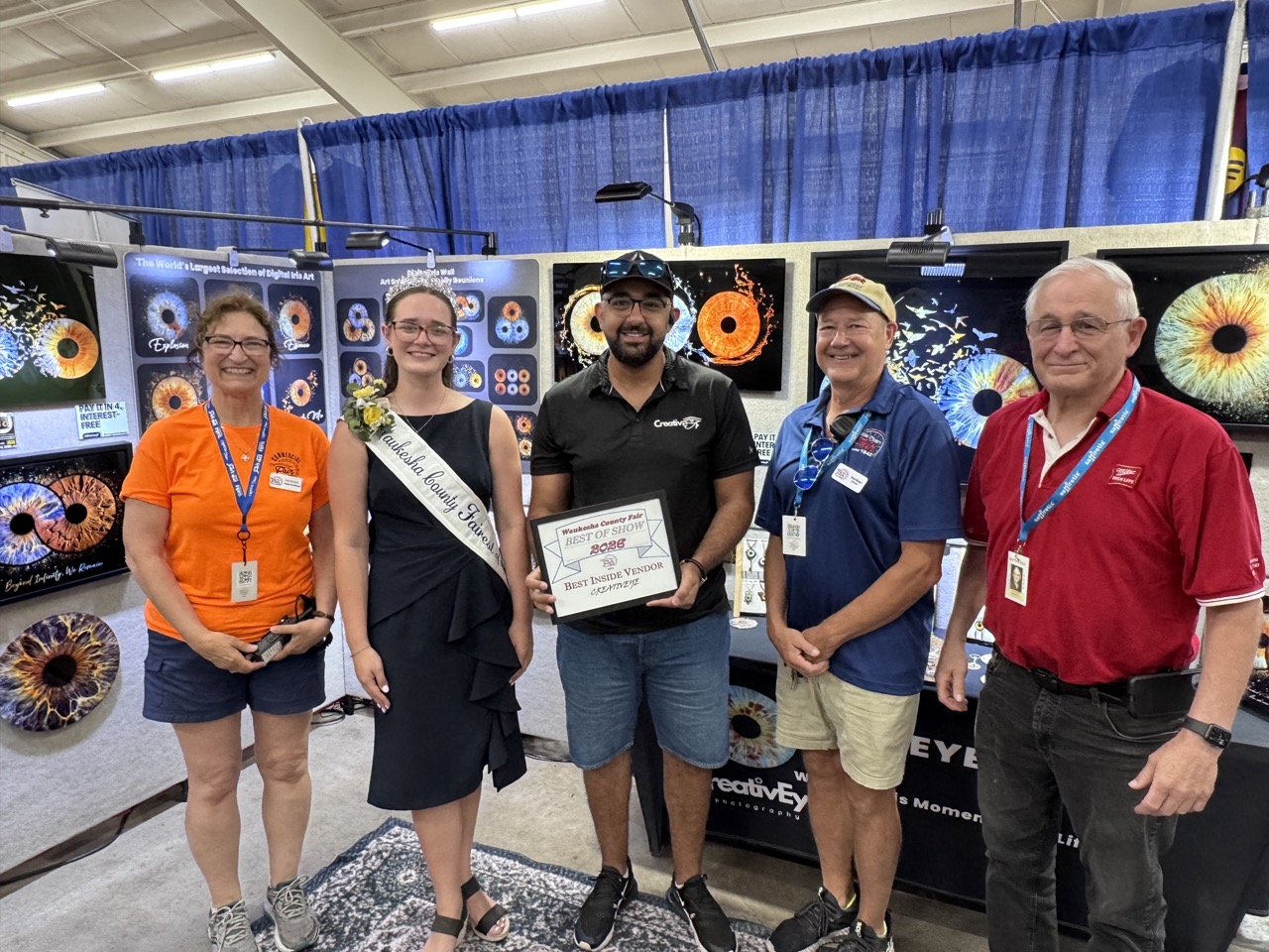 Best Indoor Vendor - CreativEye